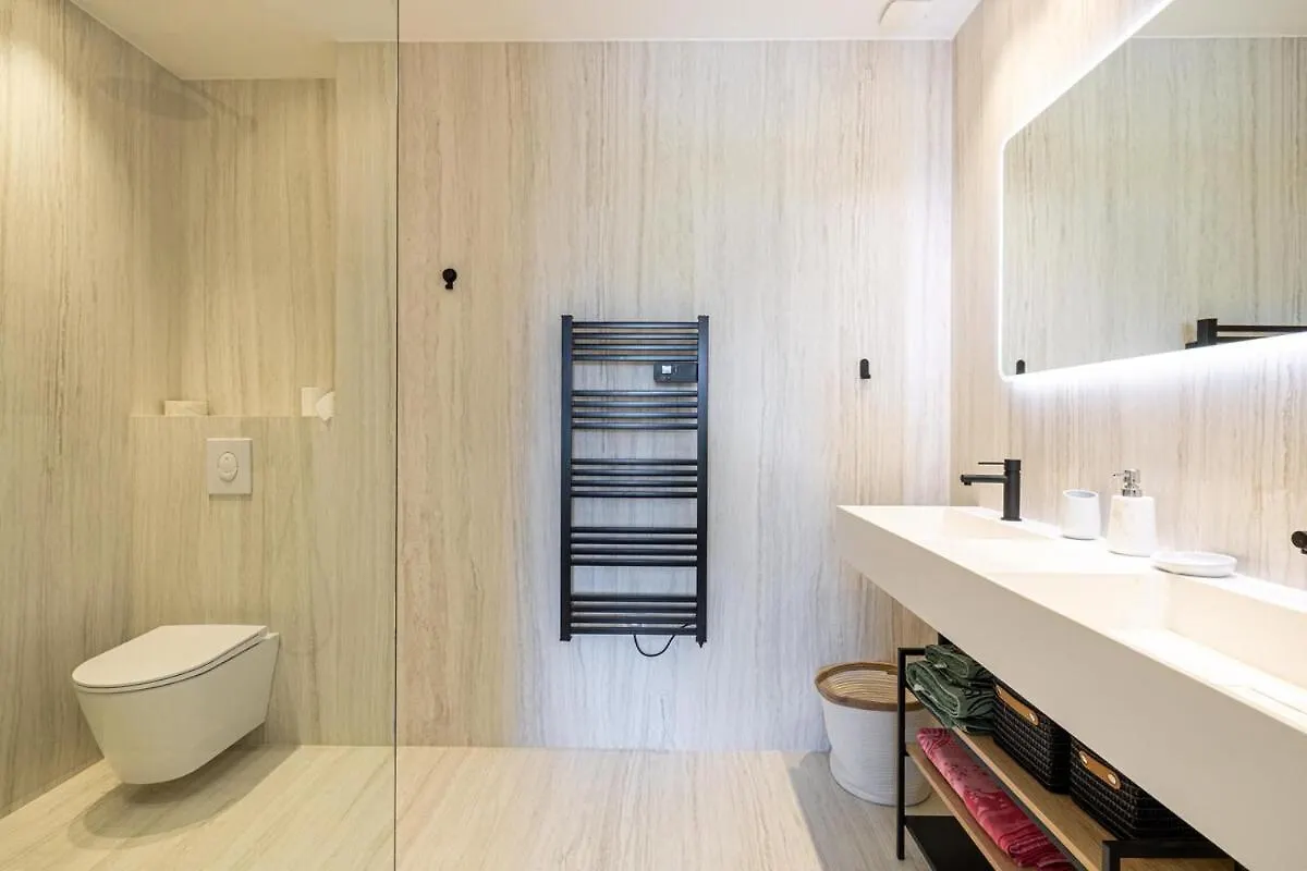 92 Croisette - Luxueux 3 Chambres Sur Croisette Avec Parking Cannes Apartment